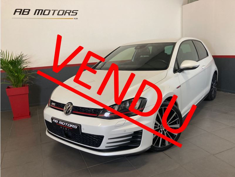 VOLKSWAGEN Golf 7 GTI Performance 3p blanche 230ch bvm6