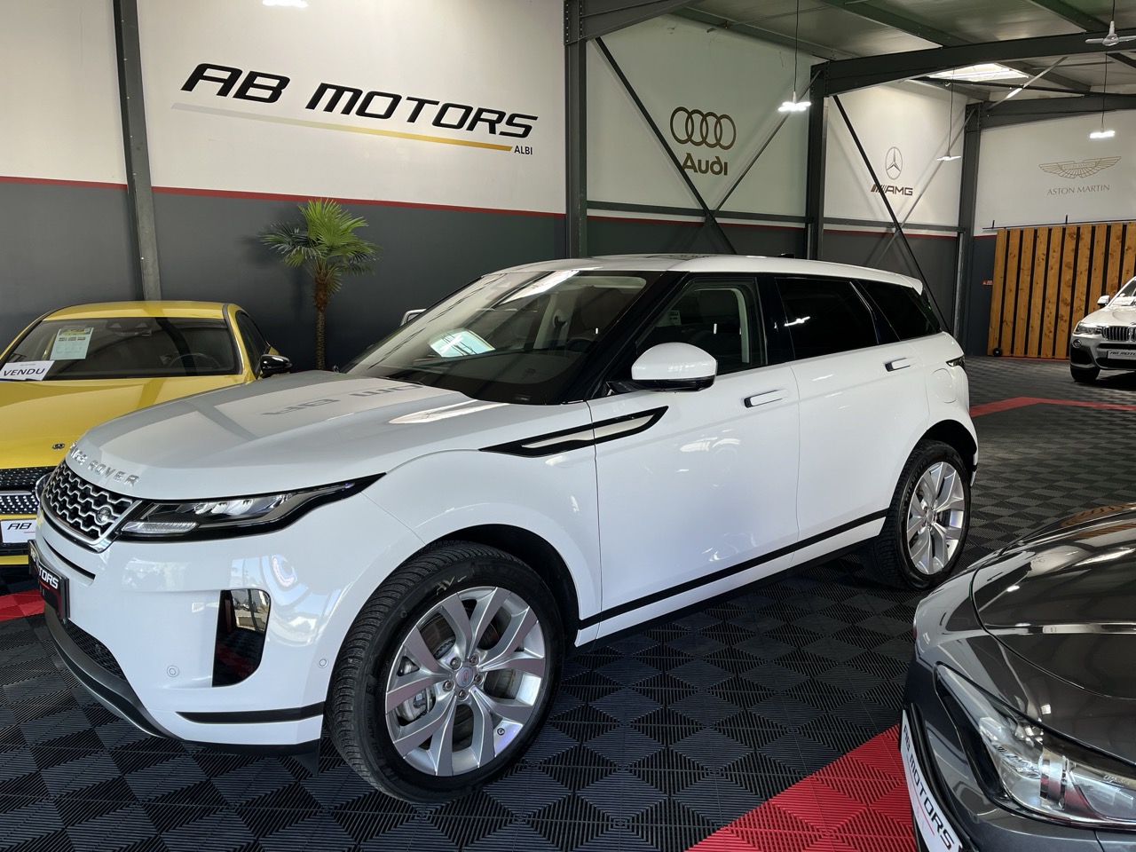 LAND ROVER RANGE ROVER EVOQUE 1.5 P300E – BVA