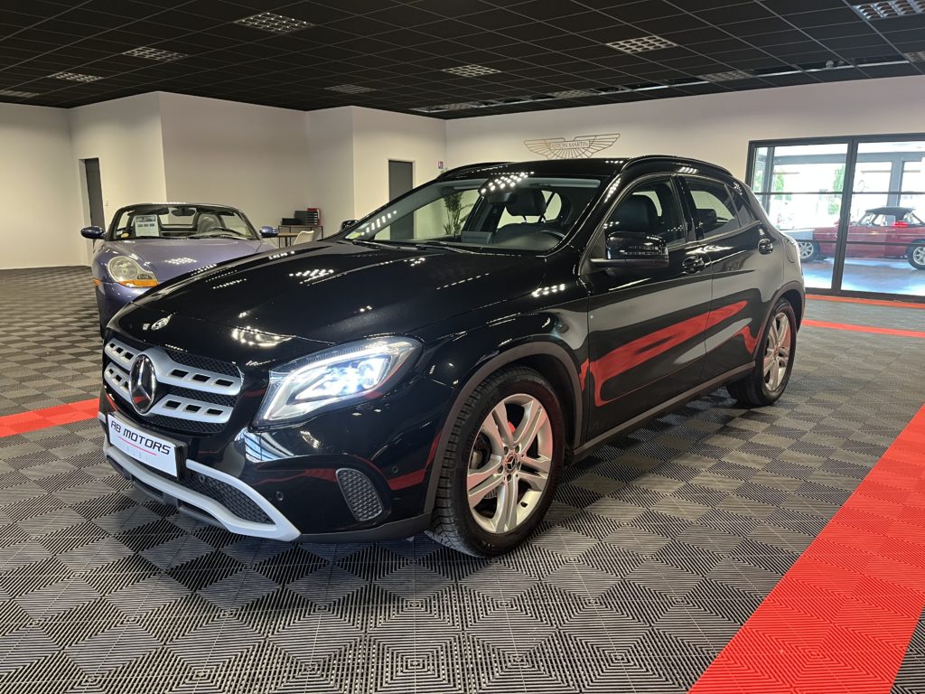 MERCEDES GLA  GLA 200 D 7G-DCT INTUITION