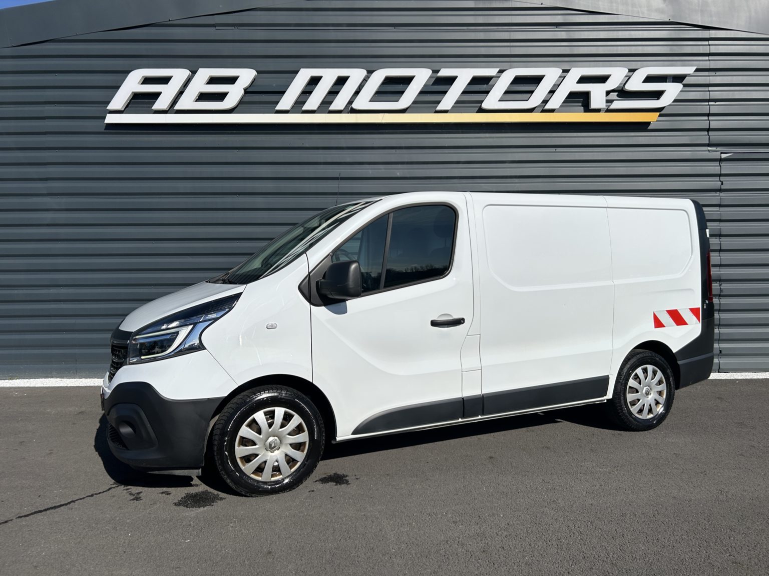 RENAULT TRAFIC GRAND CONFORT L1H1 DCI 145ch EDC