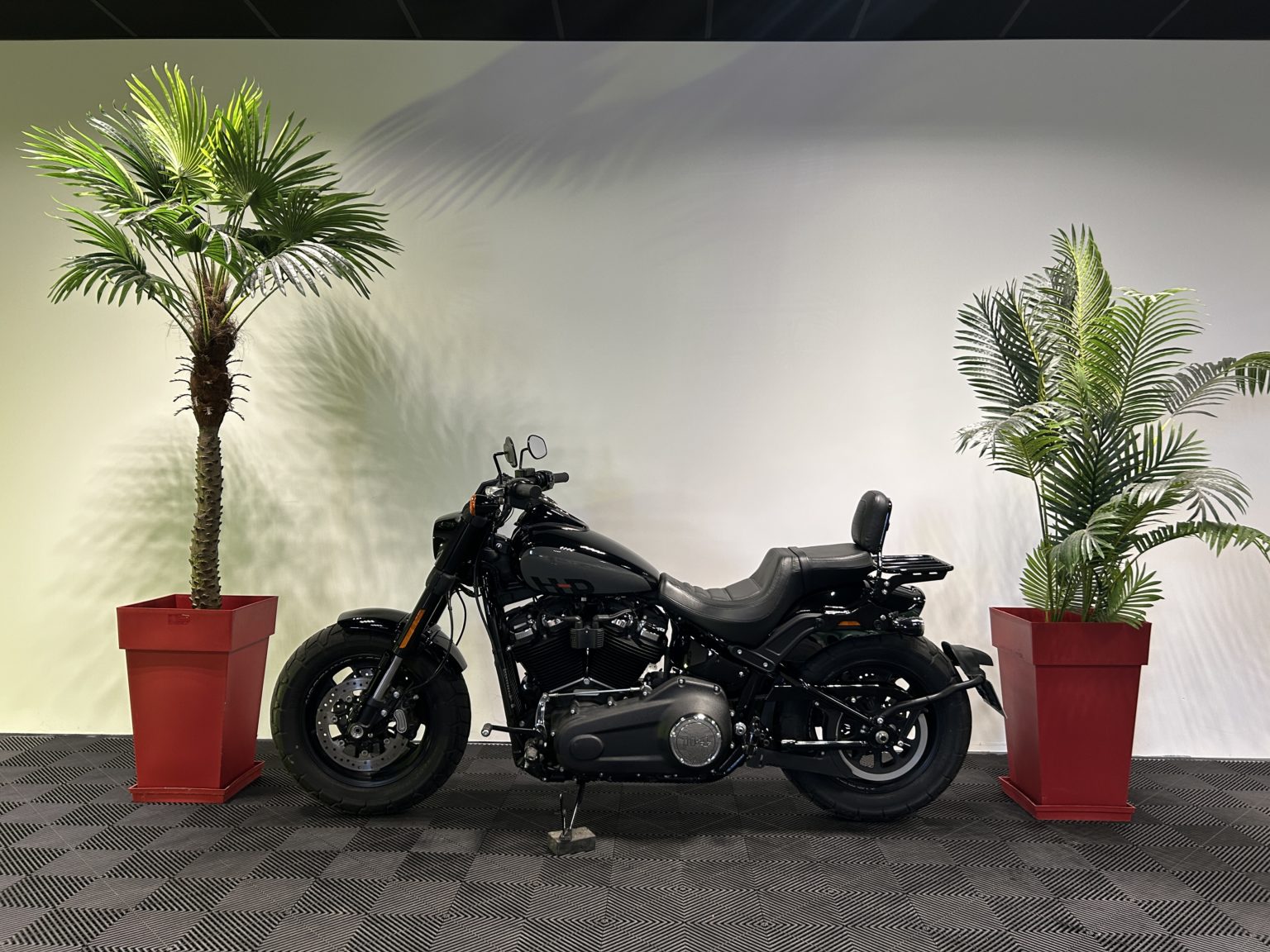 HARLEY-DAVIDSON SOFTAIL FATBOB 114